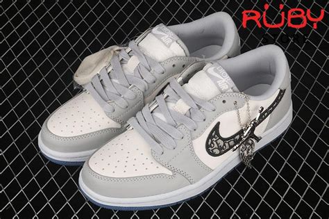 jordan dior rep 1 1 cổ thấp|Giày Nike Dior X Air Jordan 1 Low cổ thấp Rep 1:1 .